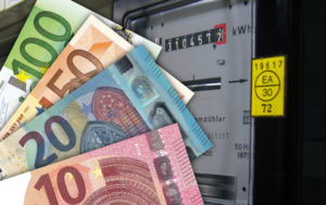 Stromzähler, Geld sparen, Strom sparen, Hausbau, Neubau, Selber machen, Elektroinstallation, Ratgeber